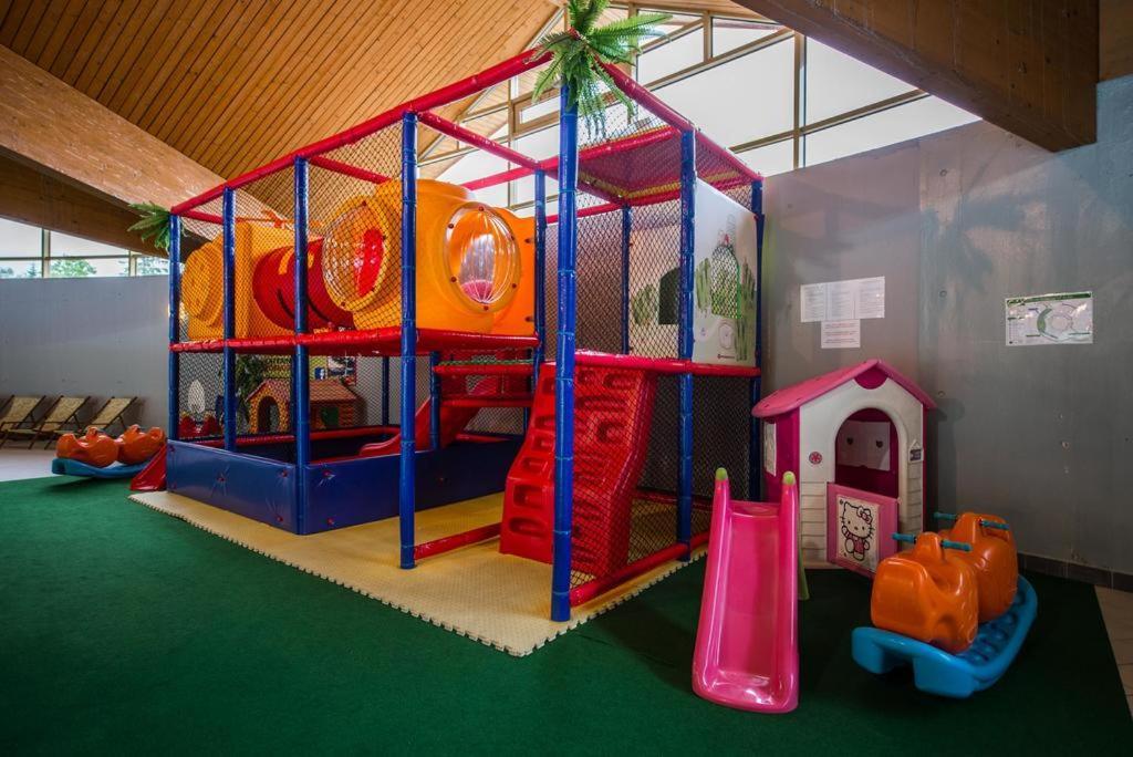 Apartmany Meander Thermal & Ski Rezort Oravice Luaran gambar